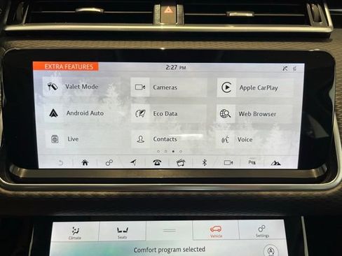 Used 2020 Land Rover Range Rover Velar S AWD/4WD image 48