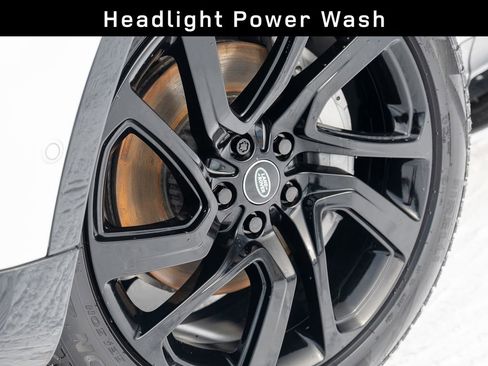 Certified 2024 Land Rover Discovery Dynamic SE image 9