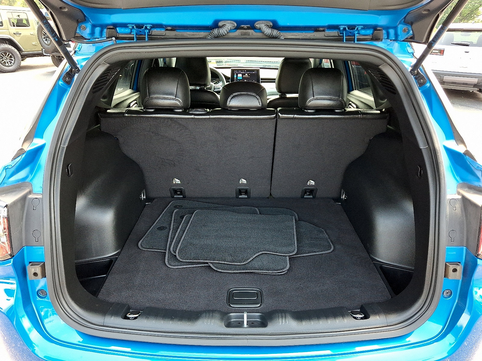 Certified 2023 Jeep Compass Limited AWD/4WD image 28