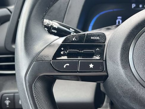 Used 2025 Hyundai Elantra Sport FWD image 26