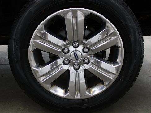 Used 2018 Ford F150 Lariat image 8