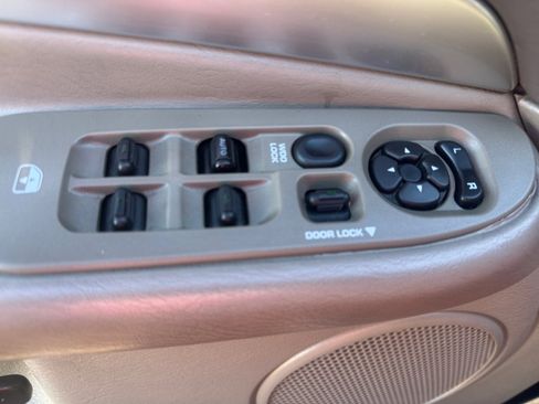 Used 2004 Dodge Ram 2500 Truck SLT w/ Trailer Tow Group image 13