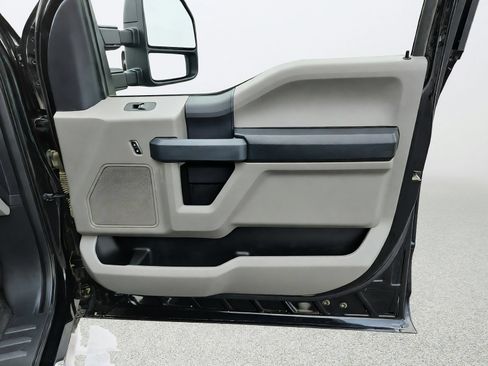 Used 2022 Ford F350 XL w/ STX Appearance Package AWD/4WD image 25