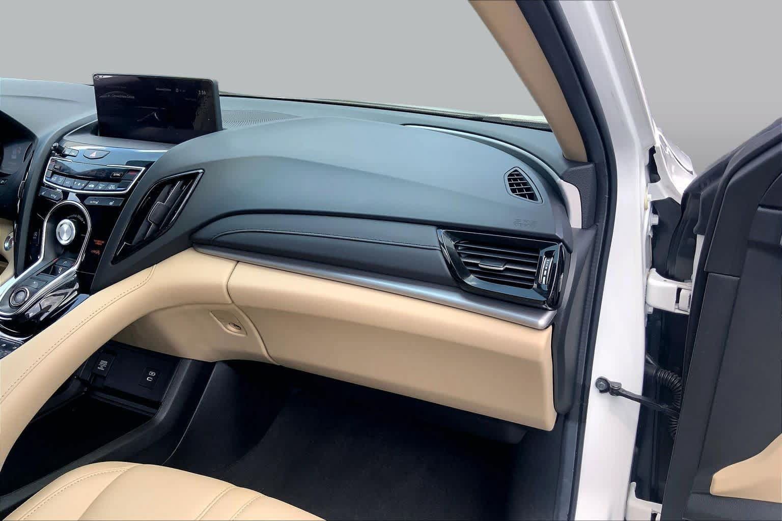 Used 2024 Acura RDX SH-AWD image 19