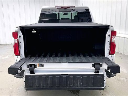 Used 2023 Chevrolet Silverado 1500 High Country w/ High Country Premium Package image 35