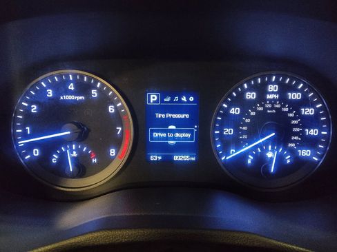 Used 2017 Hyundai Tucson Sport w/ Cargo Package image 23