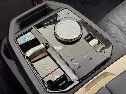 Used 2023 BMW iX xDrive50 w/ Sport Package image 35