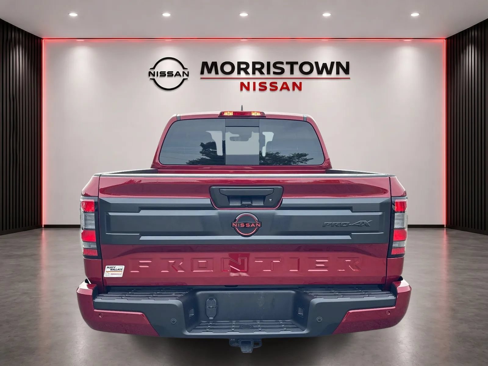 Used 2025 Nissan Frontier PRO-4X w/ Pro Premium Package AWD/4WD image 4