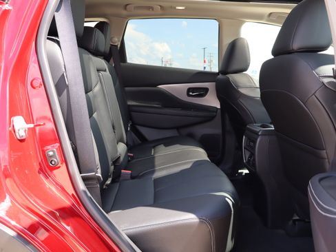 Used 2024 Nissan Murano SL image 12