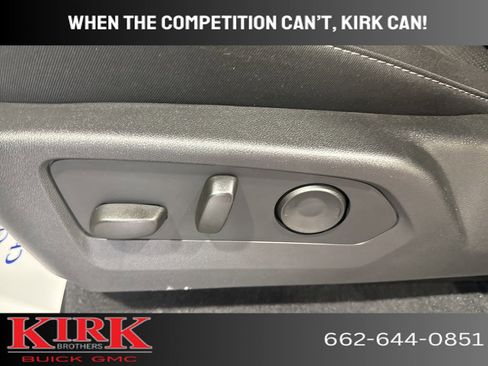 New 2024 GMC Canyon Elevation w/ Convenience Package image 13