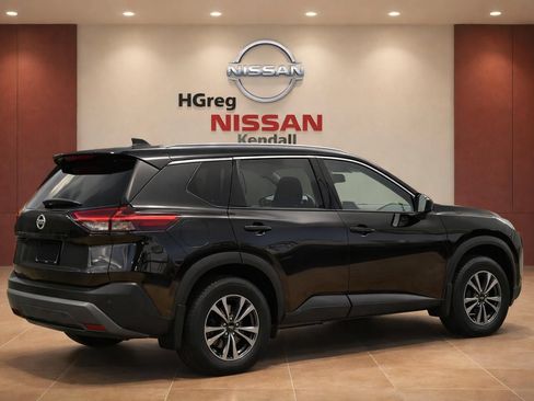 Certified 2022 Nissan Rogue S FWD image 4