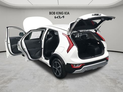 New 2026 Kia Niro LX FWD image 24