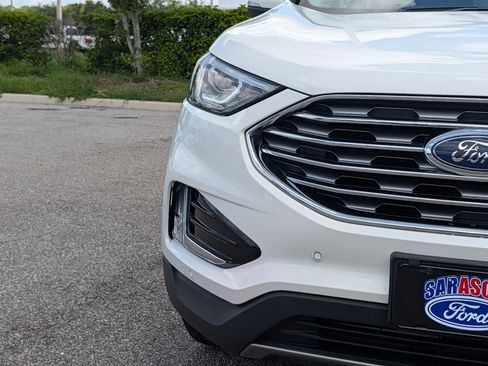 Certified 2021 Ford Edge Titanium FWD image 10