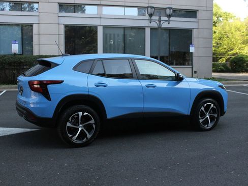 Used 2024 Chevrolet Trax RS image 7