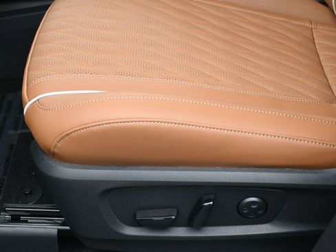 New 2026 INFINITI QX60 Autograph w/ Dark Cargo Package image 17