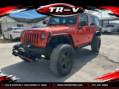 Used 2015 Jeep Wrangler Unlimited Sport w/ Connectivity Group AWD/4WD image 1