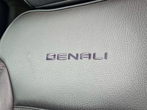 Used 2024 GMC Sierra 1500 Denali w/ Technology Package AWD/4WD image 22