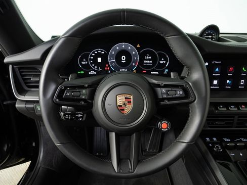 Certified 2025 Porsche 911 Carrera image 9