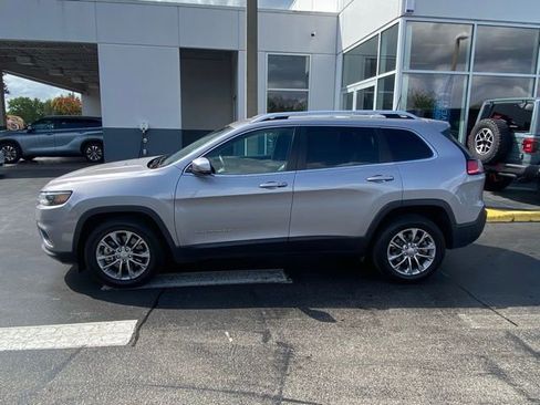 Used 2020 Jeep Cherokee Latitude Plus w/ Comfort/Convenience Group image 6