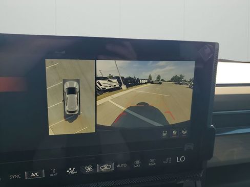 New 2026 GMC Hummer EV SUV image 43