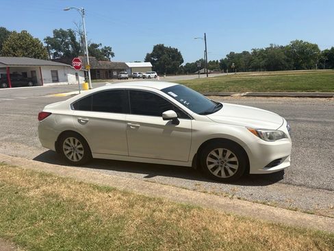 Used 2016 Subaru Legacy 2.5i Premium AWD/4WD image 7