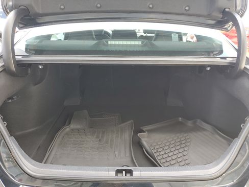 Used 2022 Toyota Camry SE FWD image 9