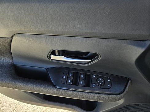 New 2026 Nissan Kicks SV image 12