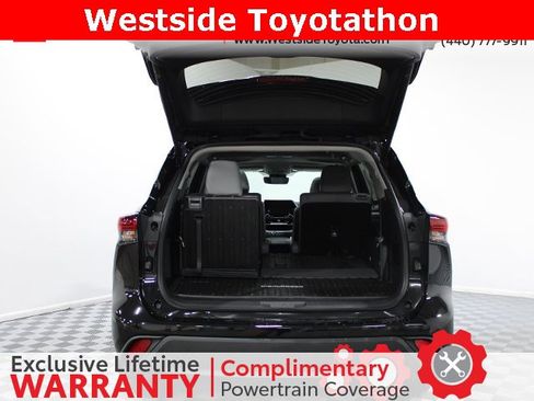 New 2026 Toyota Highlander XLE image 8