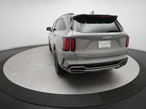 Certified 2023 Kia Sorento SX image 35