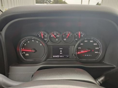 Used 2025 Chevrolet Silverado 2500 Custom w/ Custom Convenience Package AWD/4WD image 18