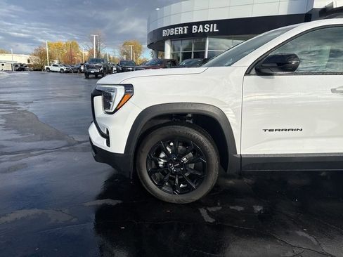 New 2026 GMC Terrain Elevation image 5
