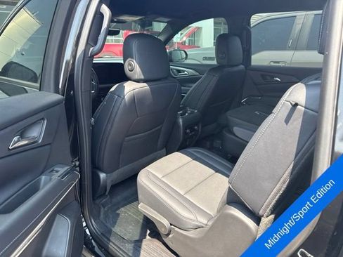 Used 2026 Chevrolet Traverse LT w/ Midnight/Sport Edition AWD/4WD image 11