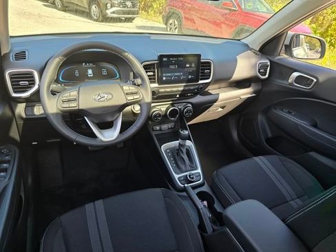 New 2026 Hyundai Venue SEL image 6