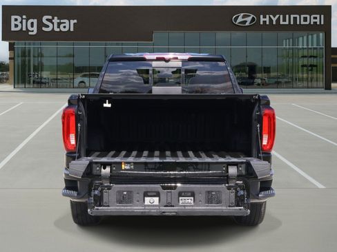 Used 2022 GMC Sierra 1500 Denali image 8