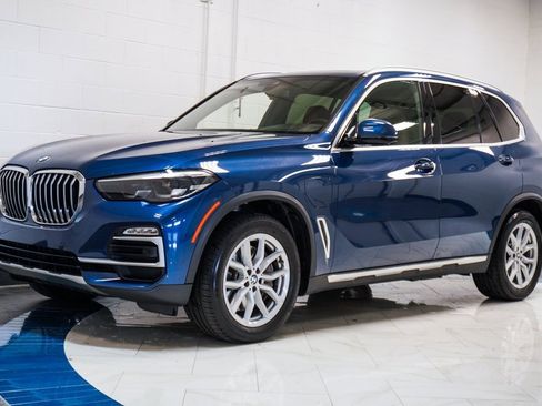Used 2021 BMW X5 xDrive45e w/ Premium Package image 4