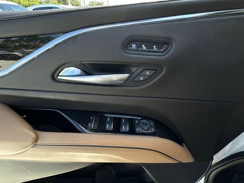 Certified 2022 Cadillac Escalade Sport RWD image 21