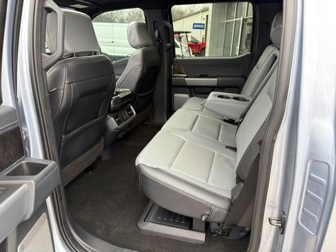 Used 2022 Ford F150 Lightning Lariat w/ Equipment Group 511A High image 18