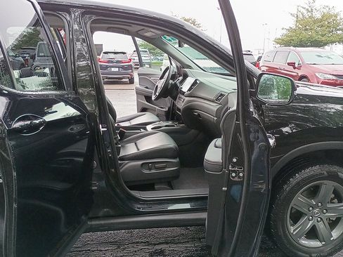 Certified 2023 Honda Ridgeline RTL image 14