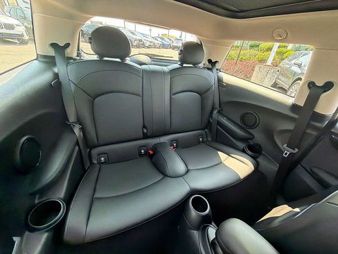 Used 2023 MINI Cooper S FWD image 21