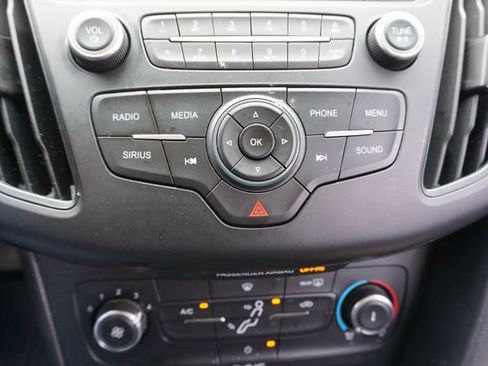 Used 2018 Ford Focus SE w/ Interior Protection Package FWD image 26