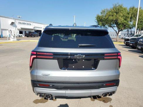New 2026 Chevrolet Traverse LT w/ LPO, Floor Liner Package image 6