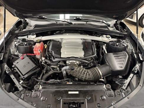 Used 2017 Chevrolet Camaro SS image 22