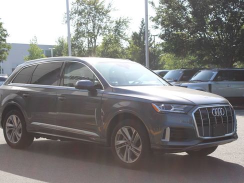 Used 2022 Audi Q7 3.0T Premium Plus AWD/4WD image 3