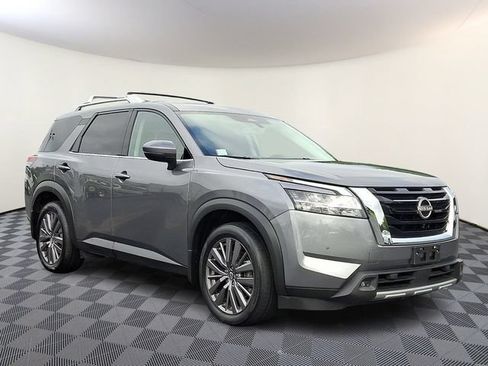 Used 2023 Nissan Pathfinder SL w/ SL Premium Package AWD/4WD image 1