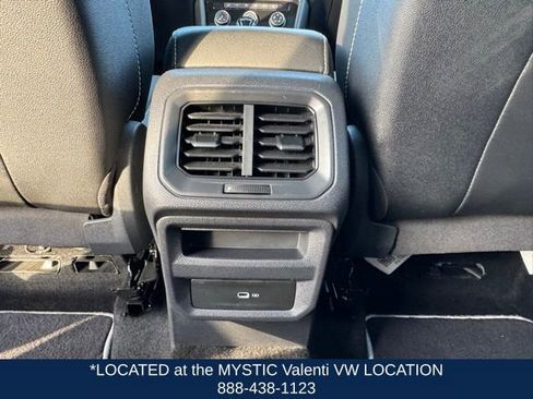 Certified 2023 Volkswagen Taos SE w/ Panoramic Sunroof Package image 14