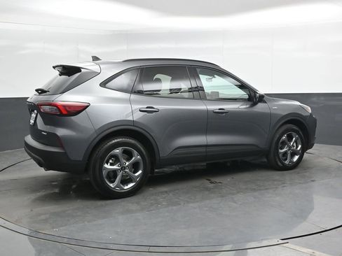 Used 2025 Ford Escape ST-Line AWD/4WD image 2