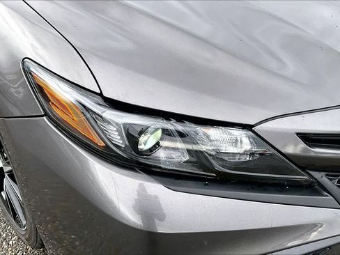 Used 2024 Toyota Camry SE FWD image 27