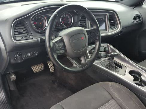 Certified 2018 Dodge Challenger SXT RWD image 10