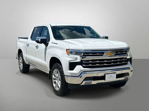 Used 2023 Chevrolet Silverado 1500 LTZ AWD/4WD image 23