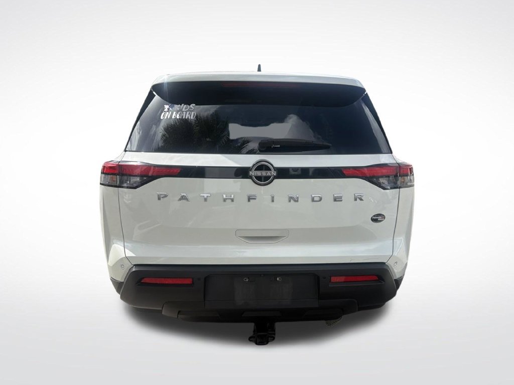Certified 2024 Nissan Pathfinder S FWD image 7
